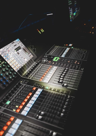 Elektronisk musik med Mowgli efterår 2025 - Klik for at tilmelde dig